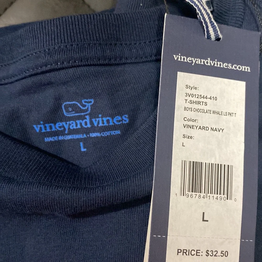 NWT! Vineyard Vine Valentines Day Long Sleeve Tee‎